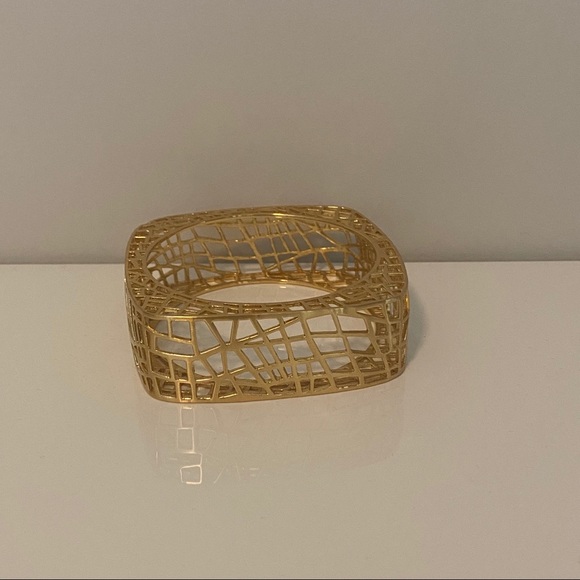JewelMint Bird Cage Bangle - Picture 6 of 7
